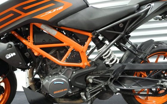 Gebrauchtmotorrad KTM 125 Duke - Bild 3