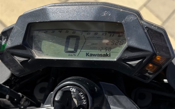 Gebrauchtmotorrad Kawasaki Z125 - Bild 4 Gebrauchtmotorrad Kawasaki Z125 - Bild 4
