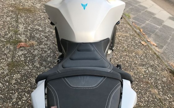 Gebrauchtmotorrad Yamaha MT-09 35kW - Bild 7