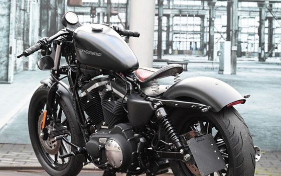 Gebrauchtmotorrad Harley-Davidson Sportster XL 883 N Iron - Bild 10