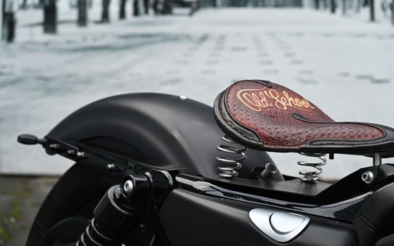 Gebrauchtmotorrad Harley-Davidson Sportster XL 883 N Iron - Bild 8