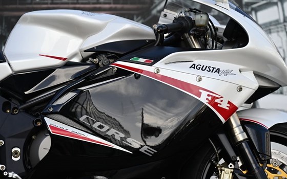 Gebrauchtmotorrad MV Agusta F4 1000 RR - Bild 2