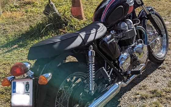 Gebrauchtmotorrad Triumph Bonneville T100 - Bild 4