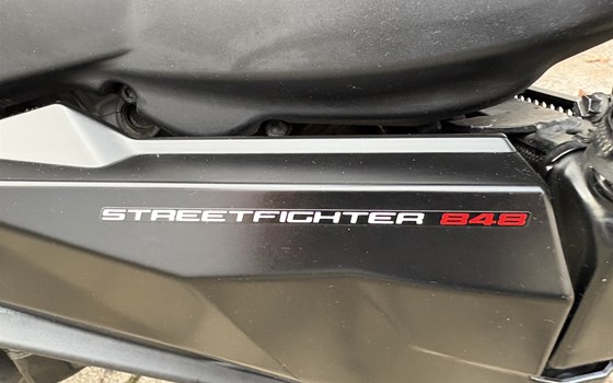 Gebrauchtmotorrad Ducati Streetfighter 848 - Bild 11