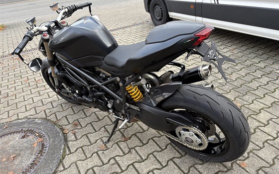 Gebrauchtmotorrad Ducati Streetfighter 848 - Bild 2