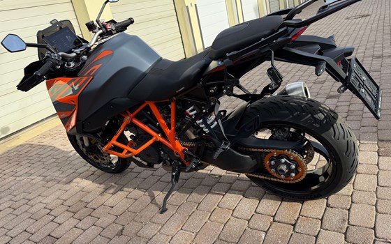Gebrauchtmotorrad KTM 1290 Super Duke GT - Bild 16