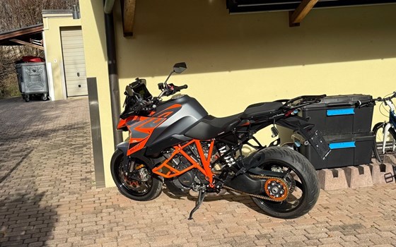 Gebrauchtmotorrad KTM 1290 Super Duke GT - Bild 2