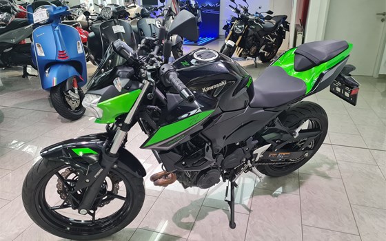 Gebrauchtmotorrad Kawasaki Z 400 - Bild 3