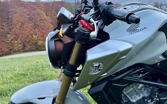 Gebrauchtmotorrad Honda CB125R - Bild 2