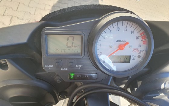 Gebrauchtmotorrad Yamaha YZF-R6 - Bild 7