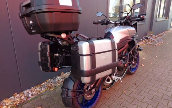 Gebrauchtmotorrad Yamaha Tracer 900 - Bild 3