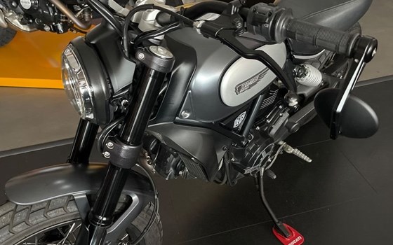 Gebrauchtmotorrad Ducati Scrambler Street Classic - Bild 3
