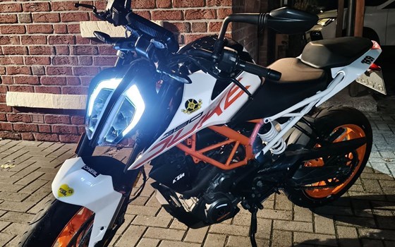 Gebrauchtmotorrad KTM 390 Duke - Bild 2