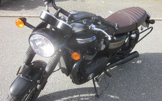 Gebrauchtmotorrad Triumph Bonneville T120 Gold Line - Bild 9