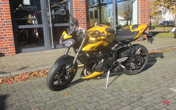 Gebrauchtmotorrad Triumph Street Triple 765 RS - Bild 4