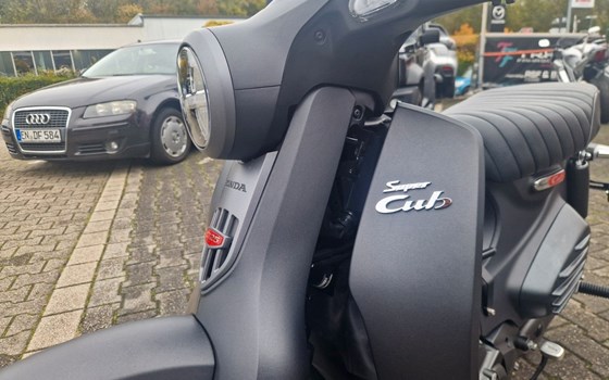 Gebrauchtmotorrad Honda Super Cub C 125 - Bild 7
