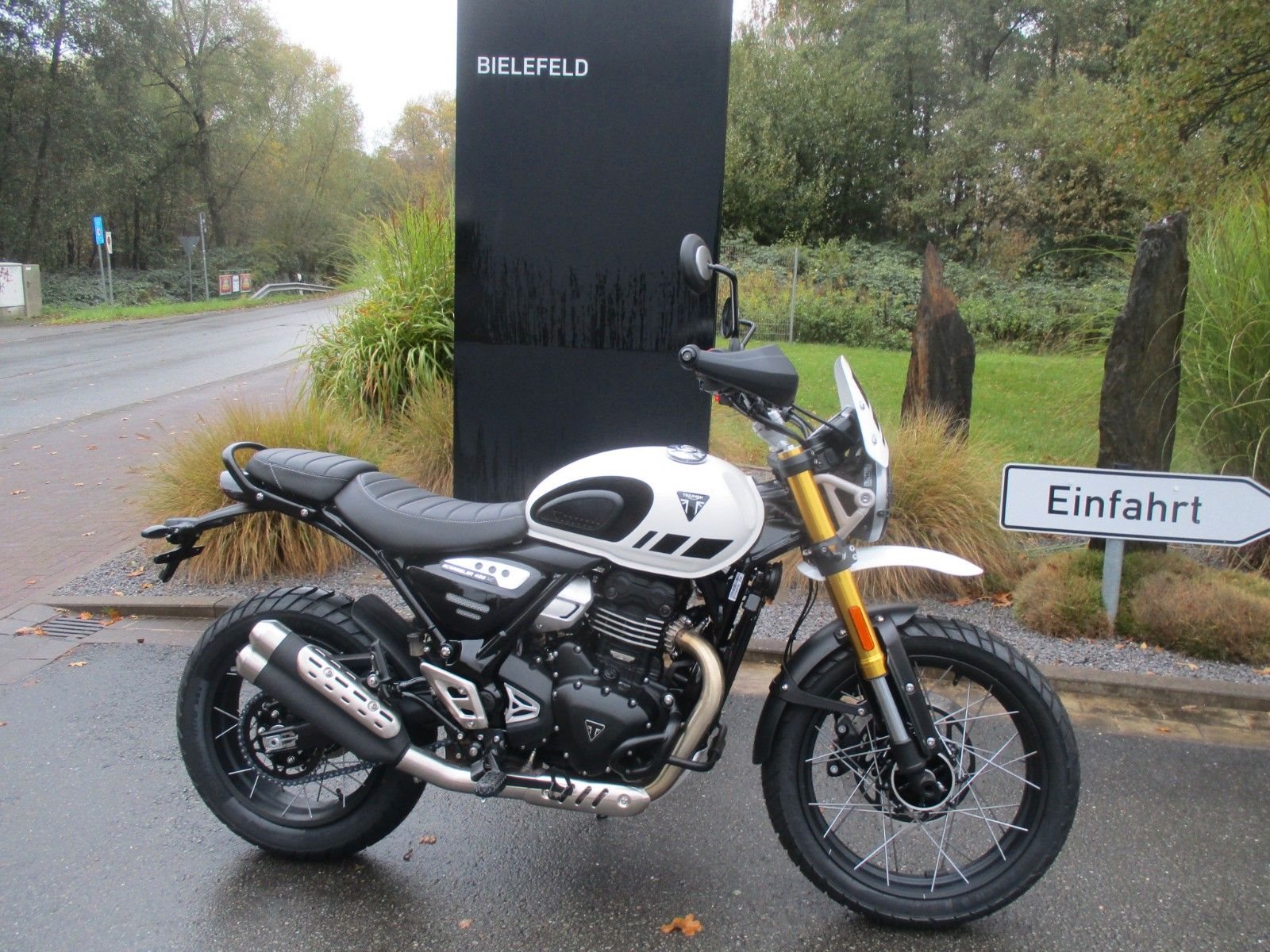 Triumph Scrambler 400 XC