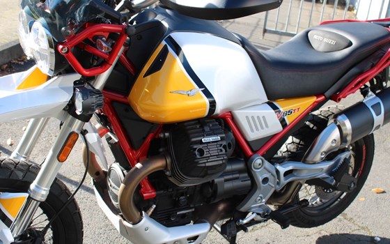Gebrauchtmotorrad Moto Guzzi V85 TT - Bild 11