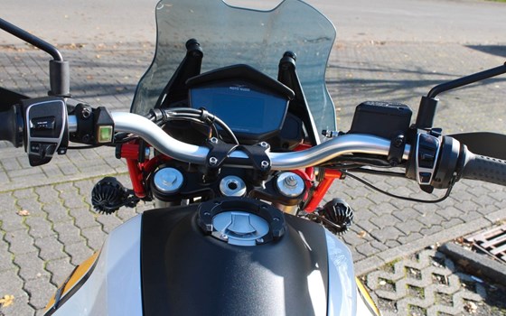 Gebrauchtmotorrad Moto Guzzi V85 TT - Bild 13