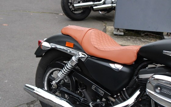 Gebrauchtmotorrad Harley-Davidson Sportster XL 1200CB - Bild 6