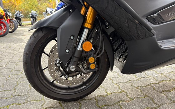 Gebrauchtmotorrad Yamaha TMAX 560 Tech Max - Bild 8