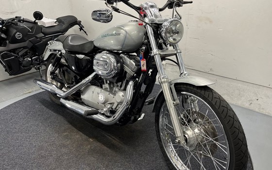 Gebrauchtmotorrad Harley-Davidson Sportster XL 883 - Bild 10