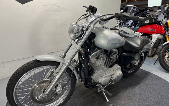 Gebrauchtmotorrad Harley-Davidson Sportster XL 883 - Bild 4