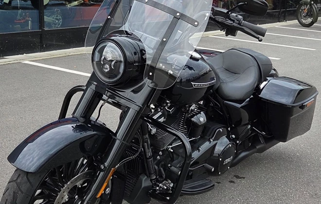 Harley-Davidson Touring Road King Special FLHRXS