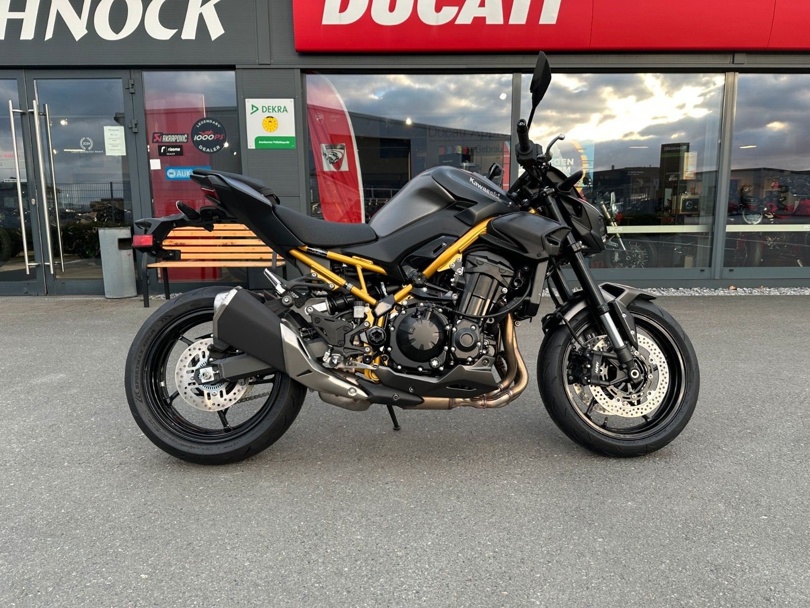 Kawasaki Z900