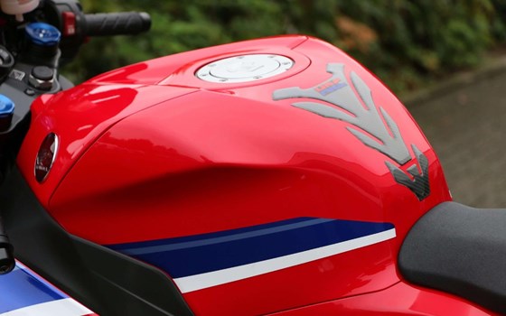 Gebrauchtmotorrad Honda CBR600RR - Bild 5