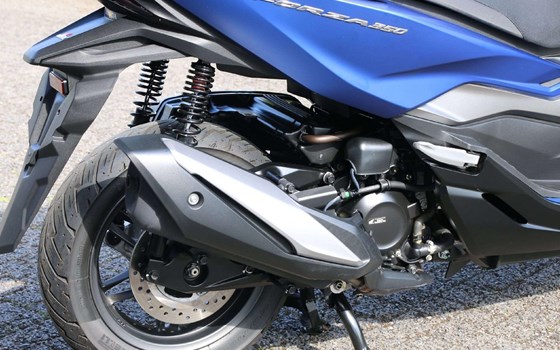 Gebrauchtmotorrad Honda Forza 350 - Bild 3