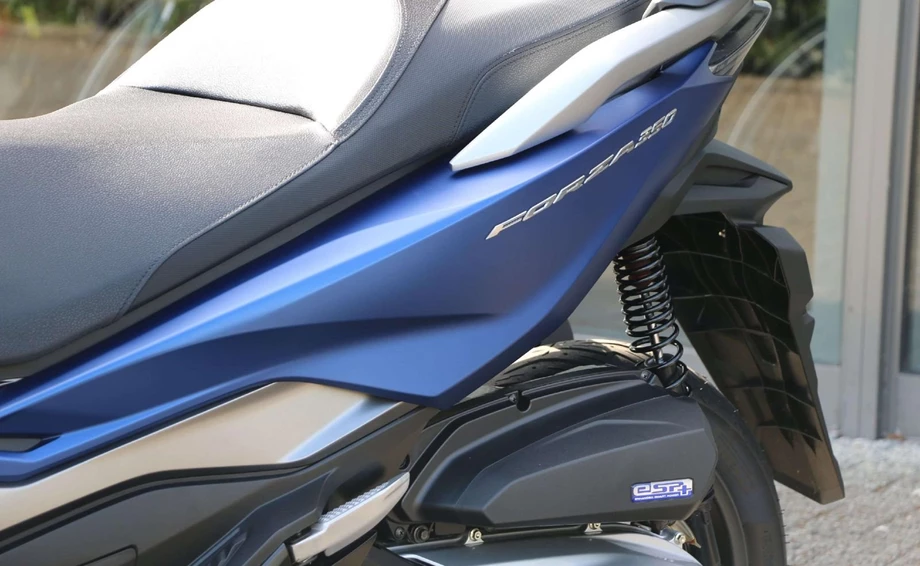 Angebot Honda Forza 350 Bild 5: Angebot Honda Forza 350