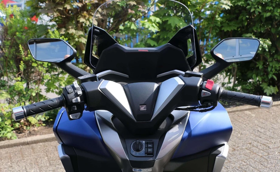 Angebot Honda Forza 350 Bild 7: Angebot Honda Forza 350