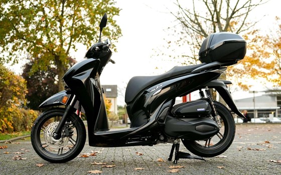 Gebrauchtmotorrad Honda SH350i - Bild 1