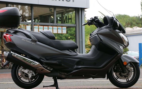 Gebrauchtmotorrad Suzuki Burgman 650 - Bild 2