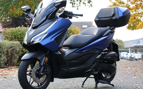 Gebrauchtmotorrad Honda Forza 125 - Bild 2