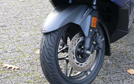 Gebrauchtmotorrad Honda Forza 125 - Bild 5