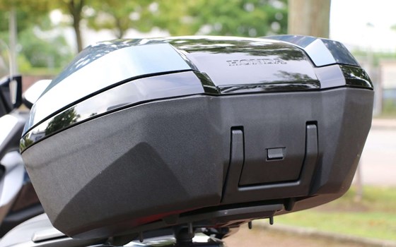 Gebrauchtmotorrad Honda Forza 300 - Bild 10