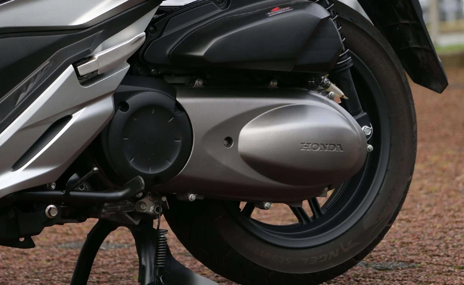 Angebot Honda Forza 300 Bild 6: Angebot Honda Forza 300