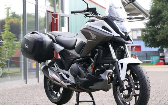 Gebrauchtmotorrad Honda NC750X DCT - Bild 2