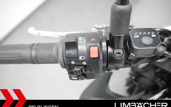 Gebrauchtmotorrad Kawasaki ER-6n - Bild 6