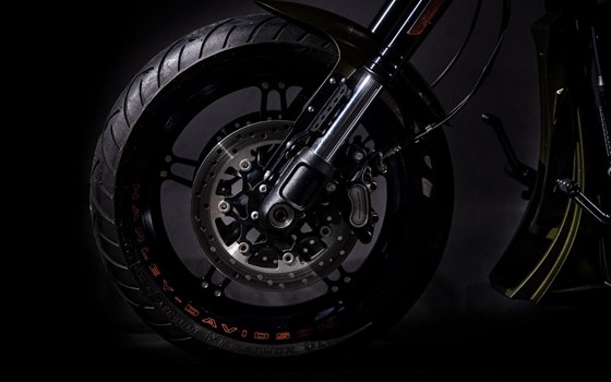 Gebrauchtmotorrad Harley-Davidson Softail FXDR 114 FXDRS - Bild 3