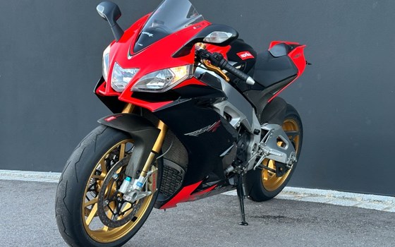 Gebrauchtmotorrad Aprilia RSV 4 - Bild 24