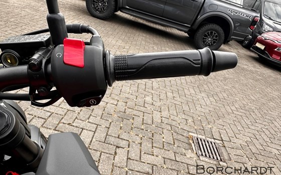 Neufahrzeug Honda CB125R - Bild 13