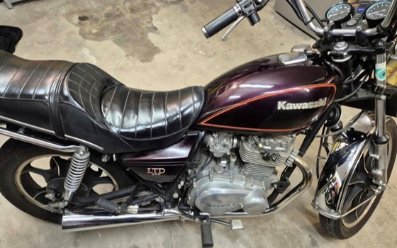 Gebrauchtmotorrad Kawasaki LTD 440 - Bild 4