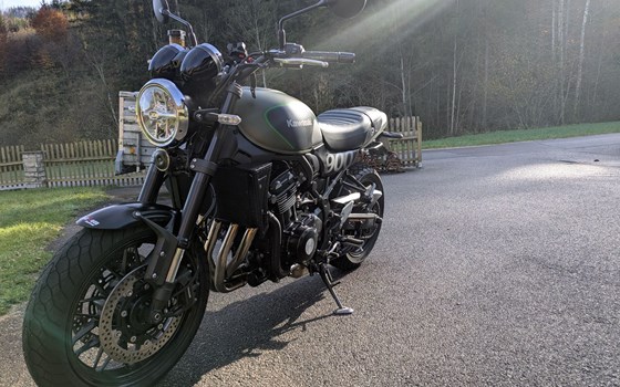 Gebrauchtmotorrad Kawasaki Z900 RS - Bild 1