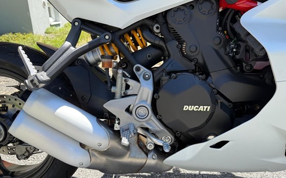 Gebrauchtmotorrad Ducati SuperSport 950 S - Bild 5