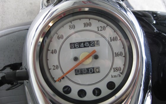 Gebrauchtmotorrad Yamaha XVS 650 Drag Star Classic - Bild 6