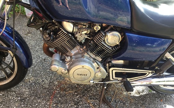 Gebrauchtmotorrad Yamaha TR1 - Bild 2