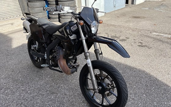 Gebrauchtmotorrad Rieju MRT 50 - Bild 3